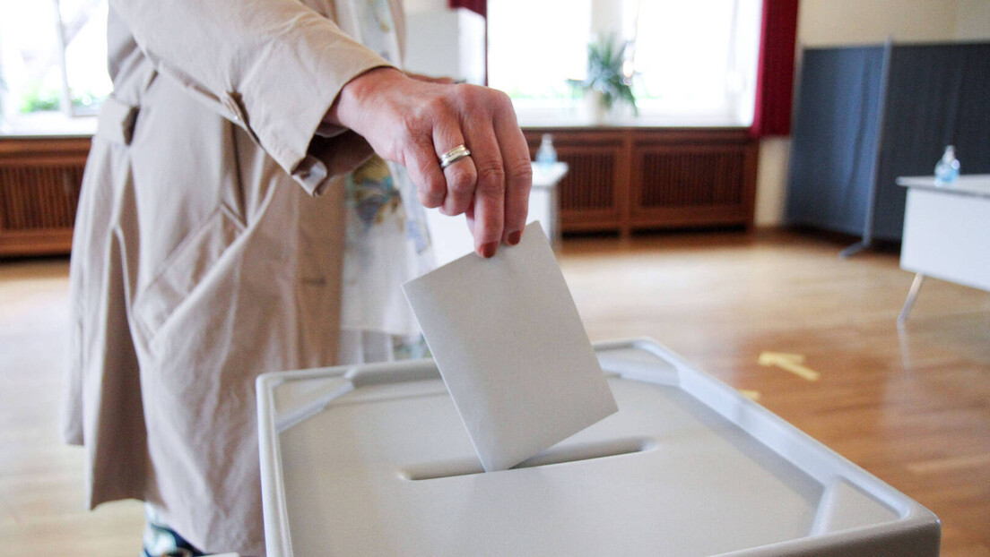 На изборима на северу КиМ бирачка места у контејнерима