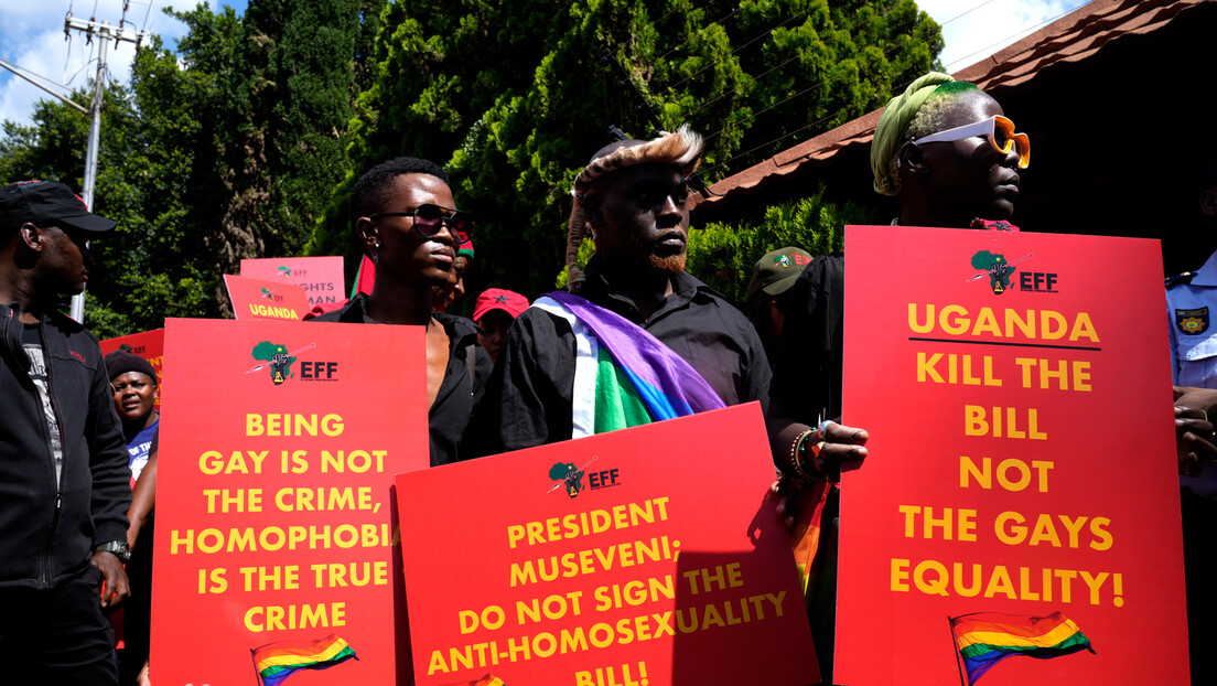 Smrtna kazna nije dovoljno stroga? Predsednik Ugande odbio da potpiše zakon o homoseksualizmu