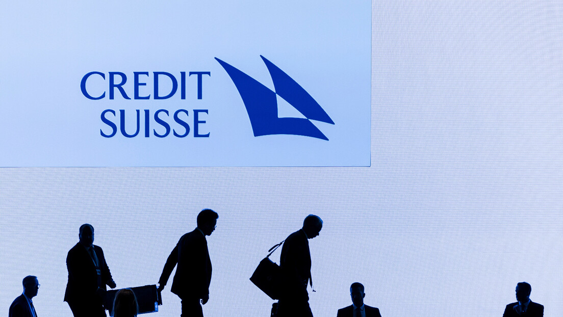 Клијенти повлаче новац из "Креди Свис" банке: Изнета 61 милијарда франака, одлив се наставља