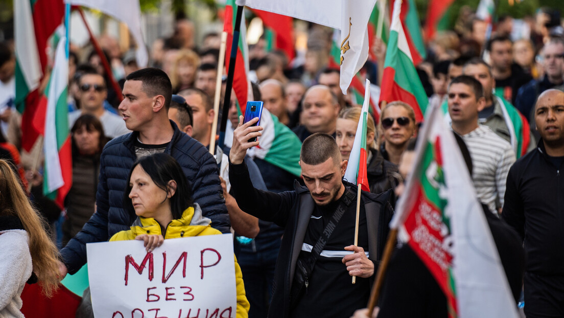 Протести у Бугарској: НАТО напоље (ВИДЕО)