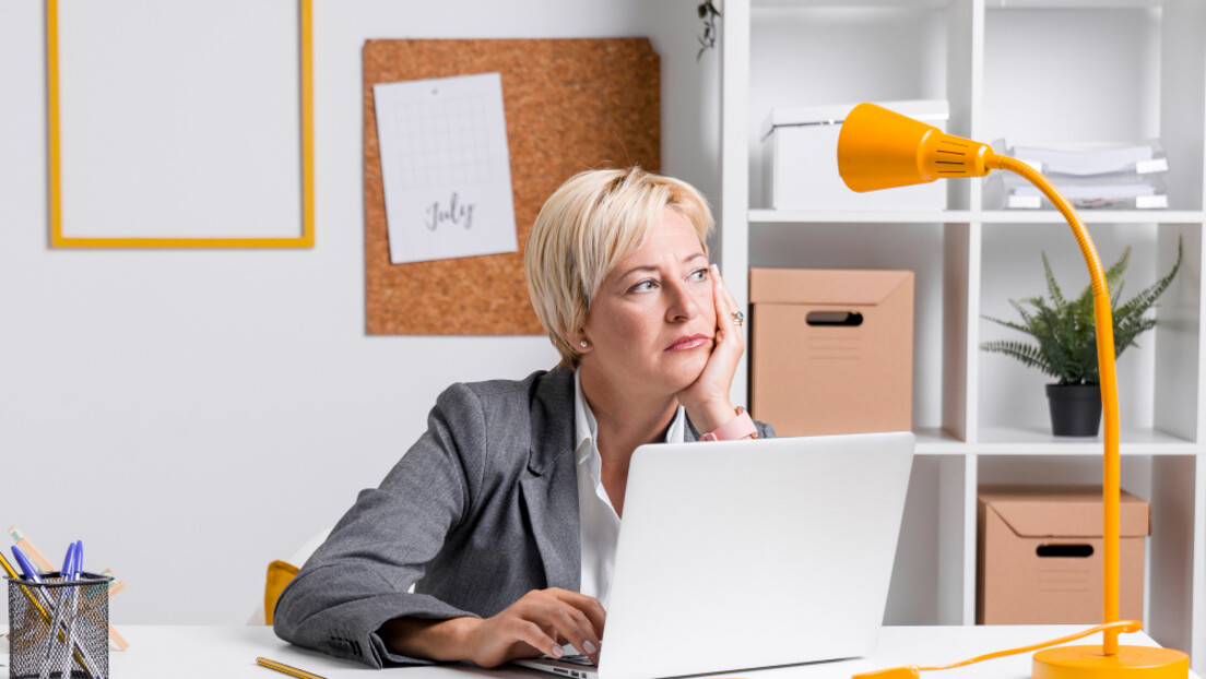 Kako menopauza utiče na život zaposlene žene i budžet kompanije