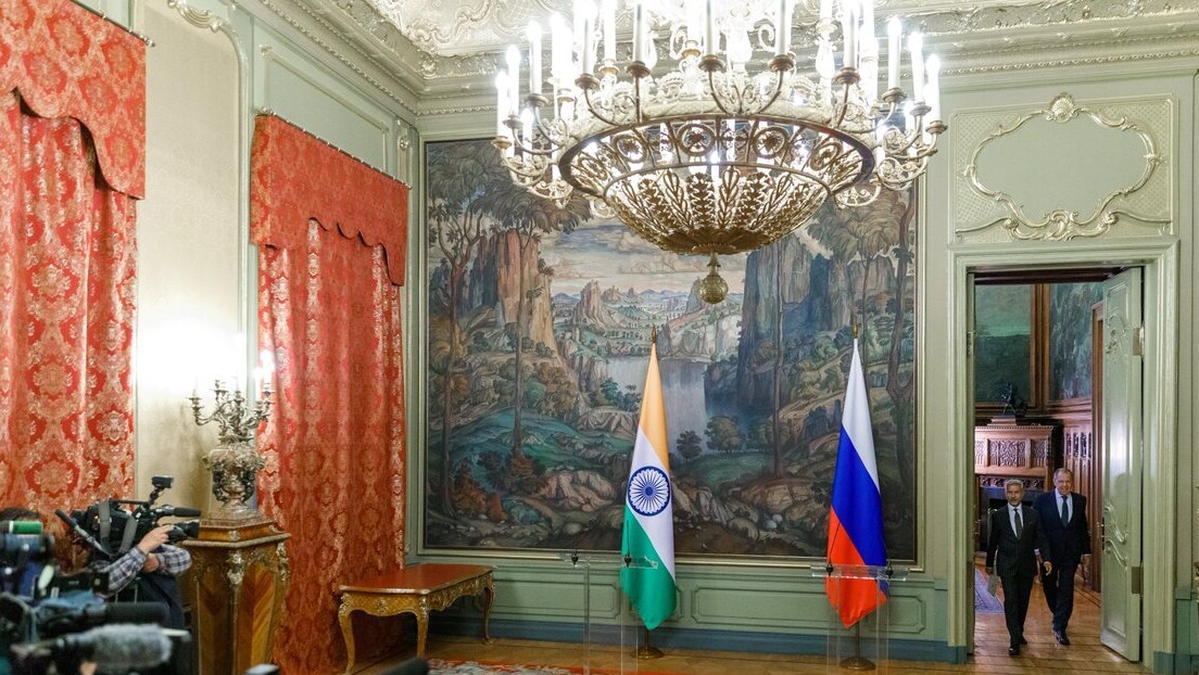 Русија и Индија разматрају прихватање домаћих платних система