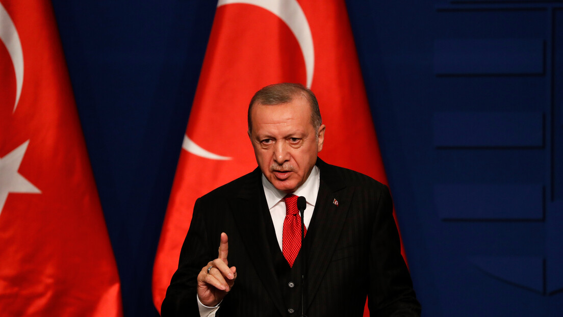 Ердоган поручио: Не верујемо шапутањима са Запада