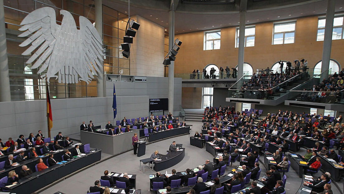 Poslanica Bundestaga: Crna Gora bi mogla da povuče priznanje "Kosova" nakon ulaska u EU