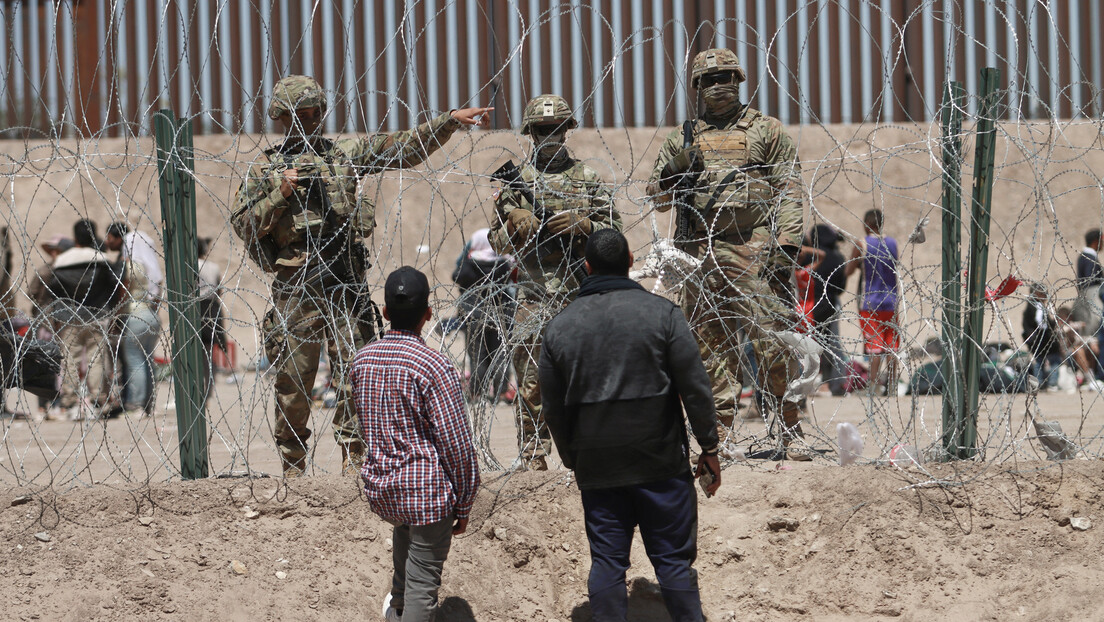 Опсадно стање на граници: Хиљаде миграната покушава да уђе у САД