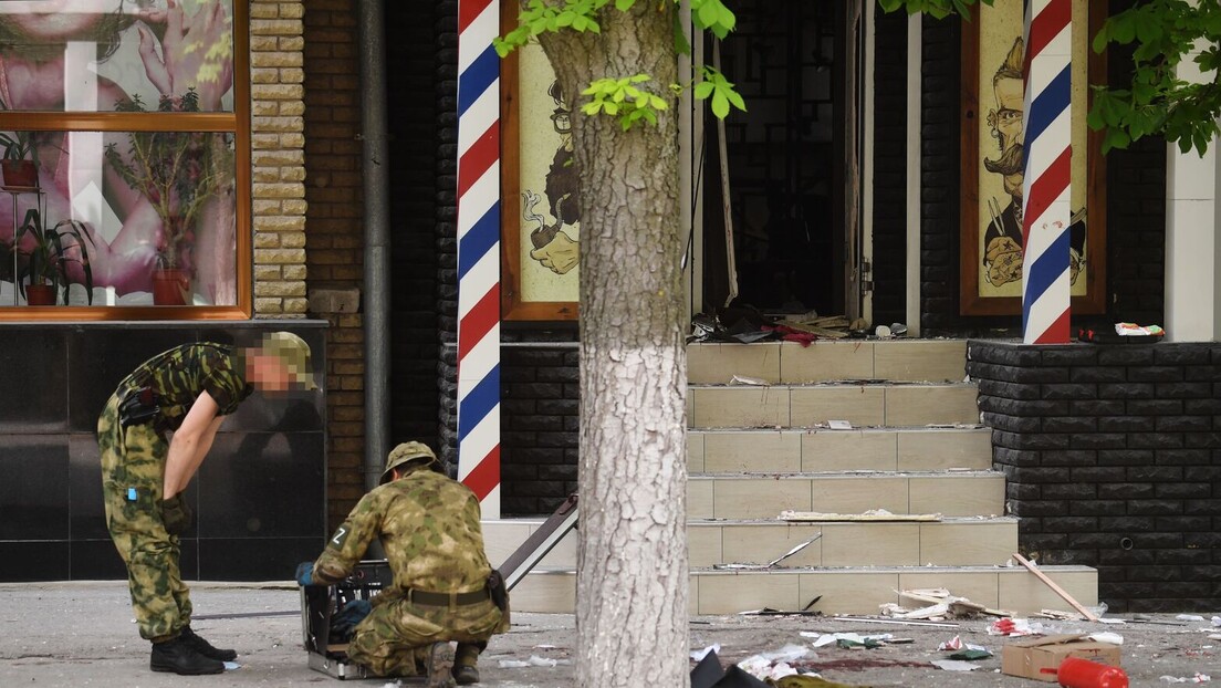 Нова експлозија у центру Луганска: Рањен начелник МУП-а (ФОТО, ВИДЕО)