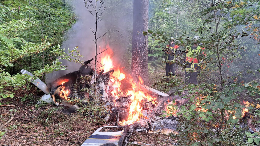 Срушио се авион у близини НАТО писте у Немачкој