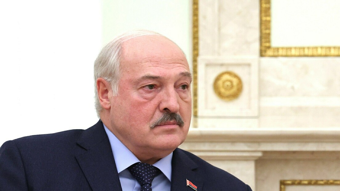 Лукашенко: Белоруско ваздухопловство и ПВО у приправности
