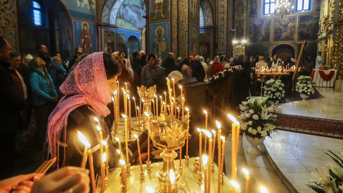 Прогон се наставља: На западу Украјине забрањују верска удружења која имају везе са Русијом