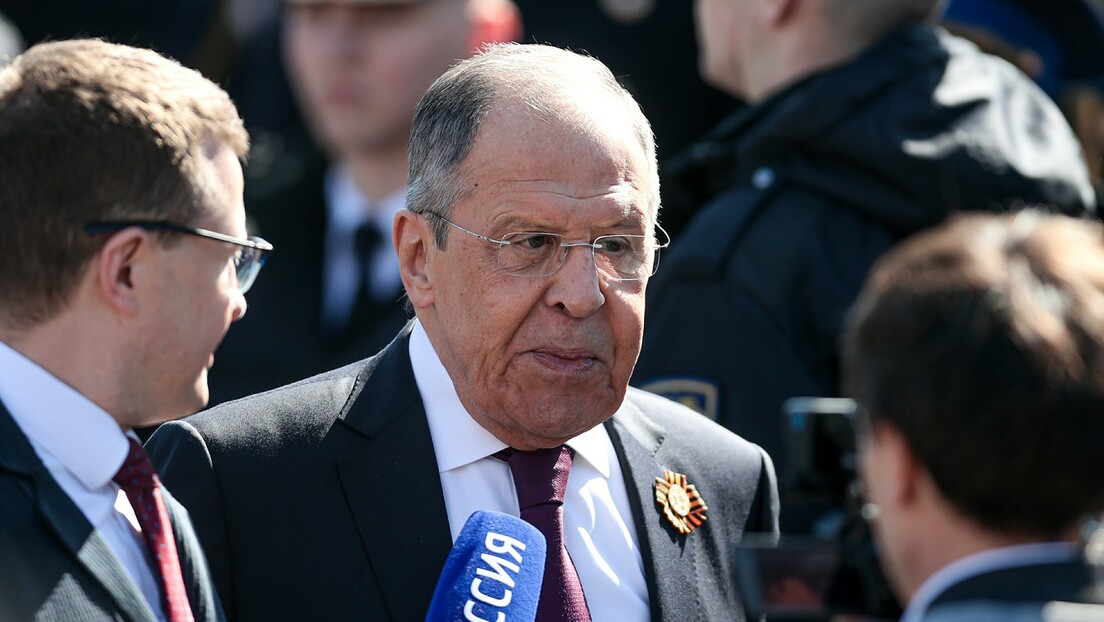 Лавров: Мински споразуми су били последњи покушај дипломатије