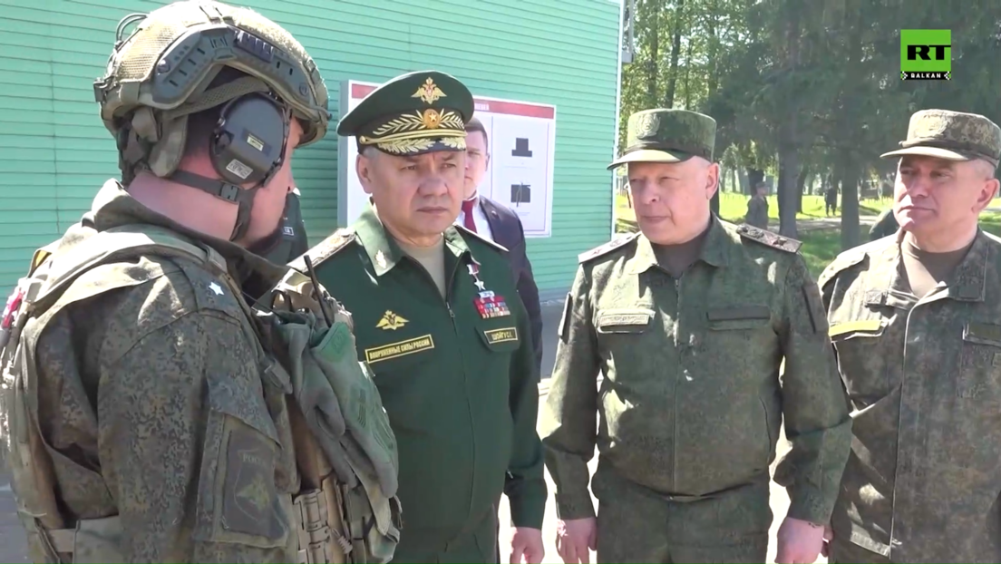 Šojgu proverio borbenu obuku vojnika po ugovoru (VIDEO)
