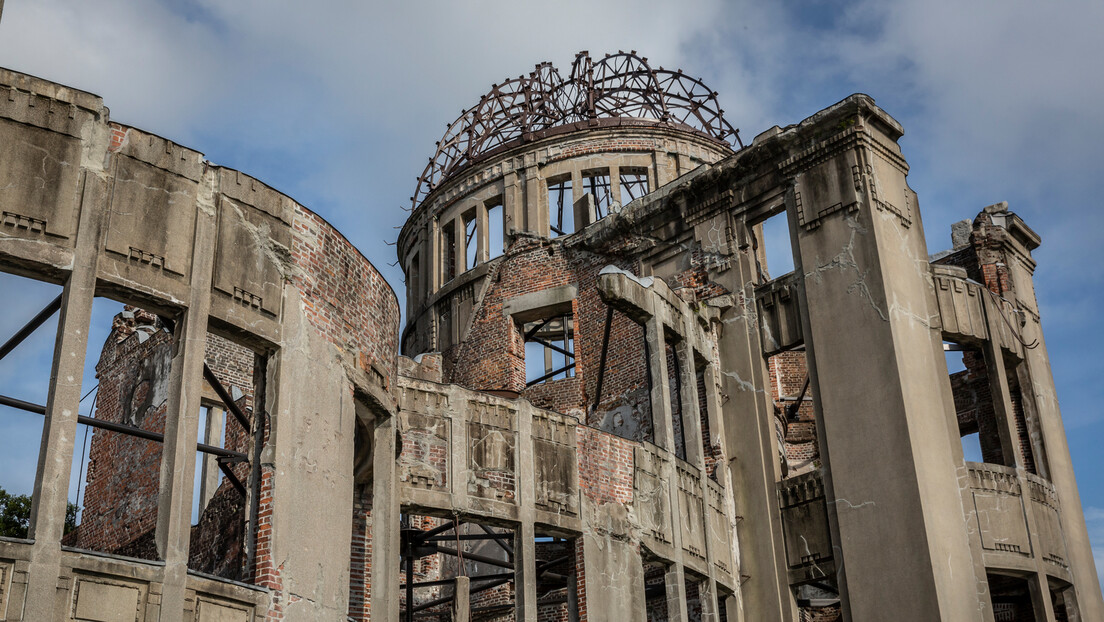 Pamti li Hirošima ko ju je bombardovao?