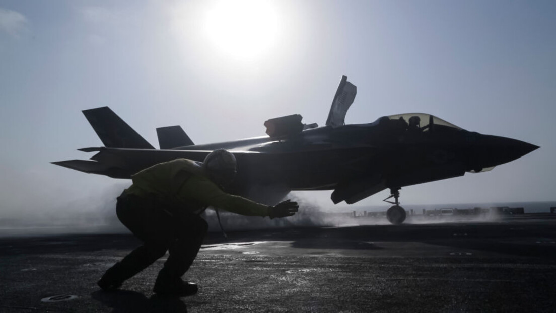 Proizvođači oružja u SAD naduvavaju cene aviona i projektila: Pentagon može samo da posmatra i plaća