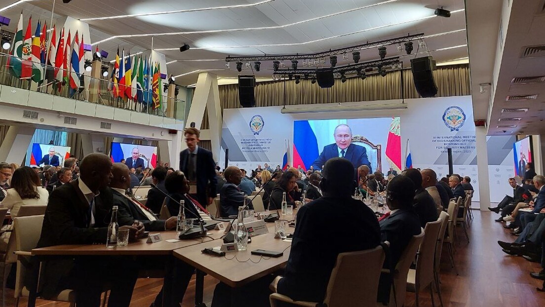 Bezbednosna konferencija u Moskvi, prisustvuju Vulin i Dodik; Putin: Napetost u svetu raste