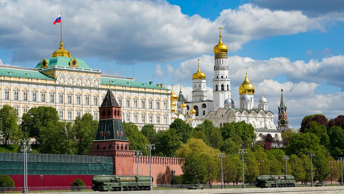 "Њујорк тајмс": Украјинци оркестрирали напад дроновима на Кремљ