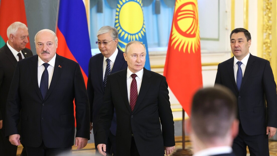 Putin: Evroazija centar novog multipolarnog sveta, naše ekonomije jačaju