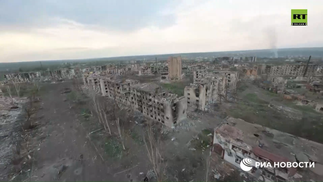 Бахмут из дрона: Шта је остало од града после 224 дана борби (ВИДЕО)