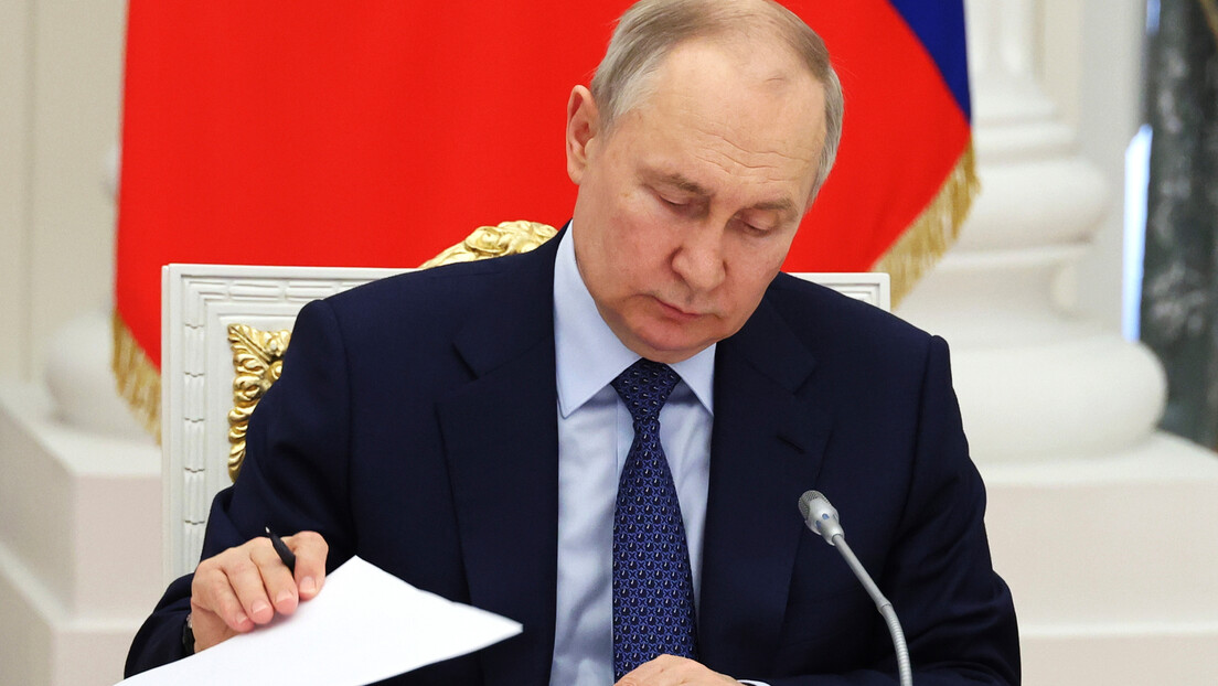 Путин потписао: Русија напушта  Уговор о конвенционалним оружаним снагама у Европи