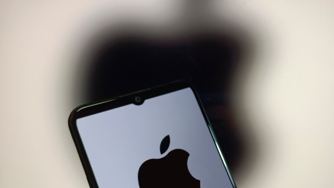 "Епл" демантује ФСБ: Не сарађујемо са америчким шпијунима