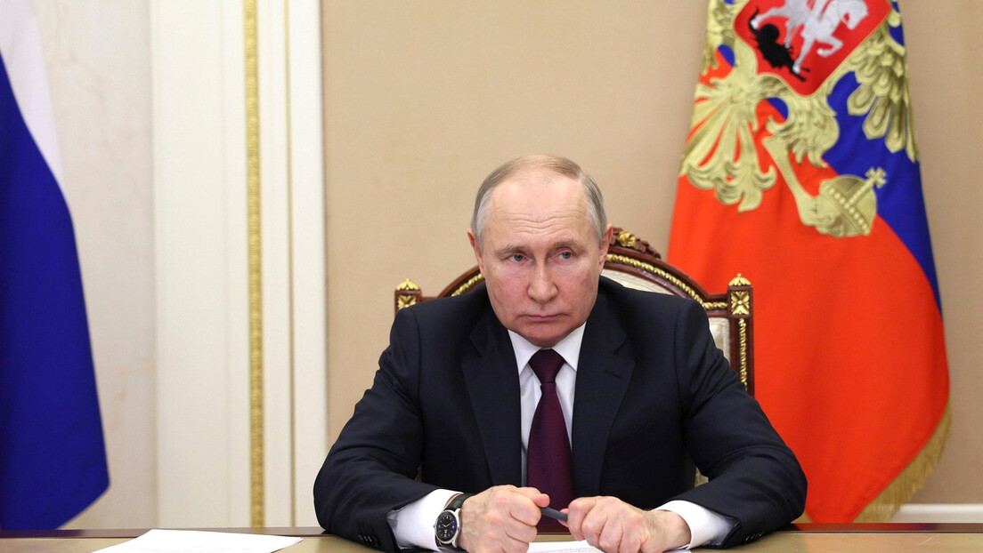 Путин на Савету безбедности РФ: Непријатељске земље желе да дестабилизују ситуацију унутар Русије