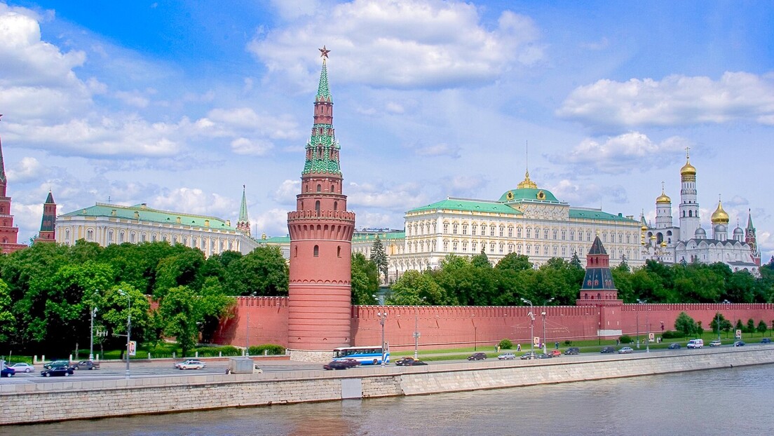 Захарова о новим америчким санкцијама: Москва неће остати без одговора
