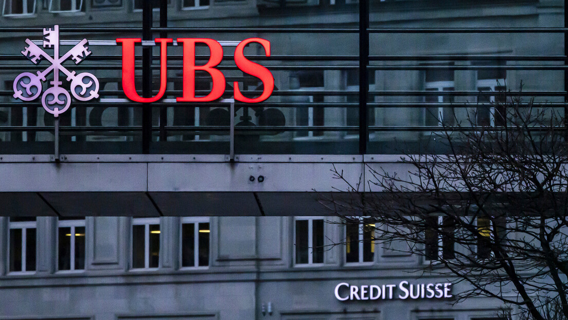 UBS i švajcarska vlada dogovorili garancije u slučaju gubitaka "Kredi Svisa"