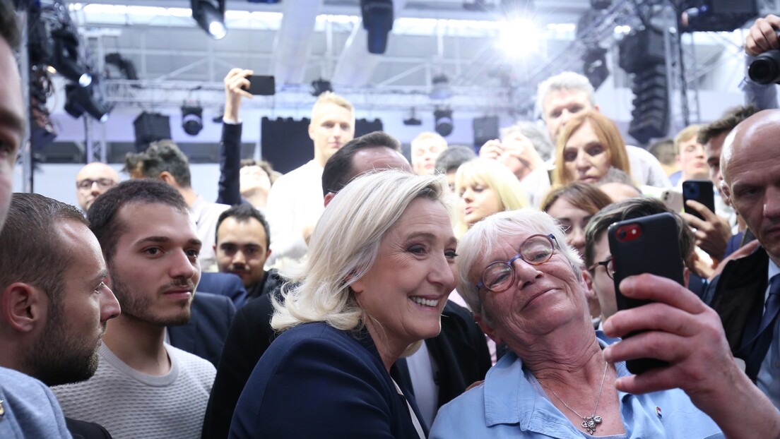 Више од 40 одсто Француза гласало је за странку Марин Ле Пен