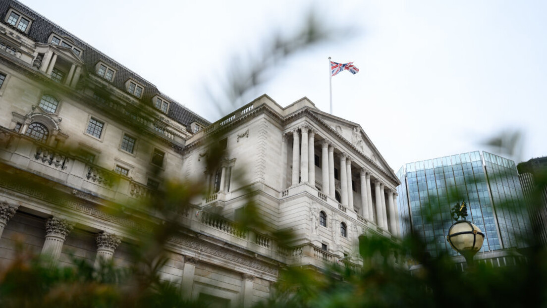 Инфлација у Британији четврти пут изненађује прогностичаре: Камате ће морати још више да расту