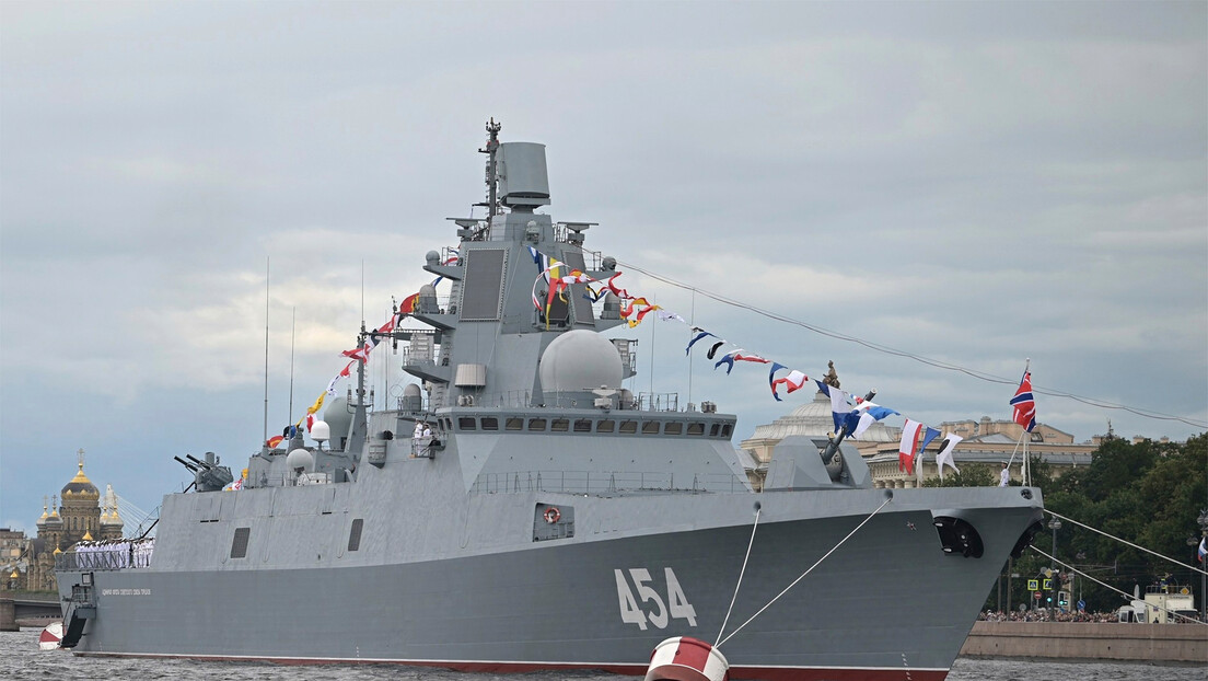 Адмирал Јевменов: Све нове фрегате руске морнарице биће наоружане хиперсоничним ракетама "циркон"