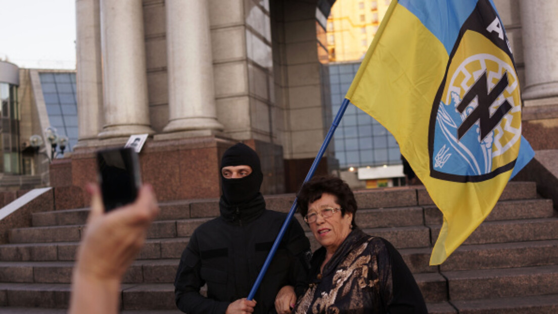 Изненађујућа анкета у Украјини: Скоро половина сматра да је идеологија нацизма широко распрострањена