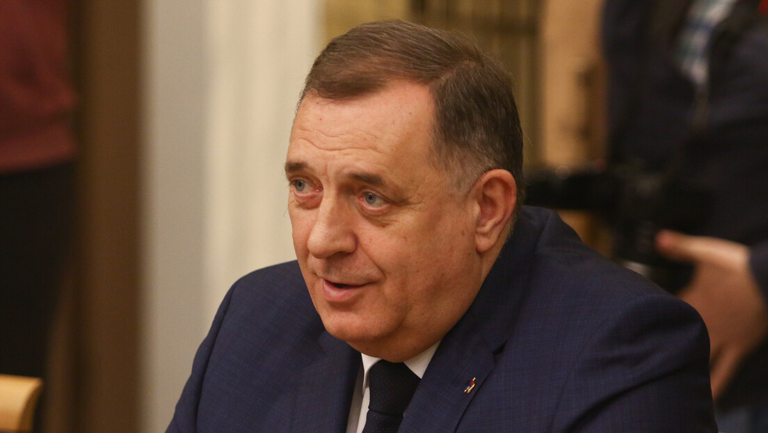 Dodik kosi, a ko vodu nosi? (VIDEO)