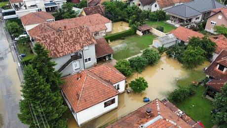Vanredno u Čačku: Bujica kod Jagodine nosila automobile, potop kod Svilajnca i Paraćina FOTO, VIDEO