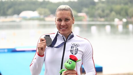 Dve medalje za Srbiju u Krakovu: Srebro za Milicu Novaković, bronza za četverac