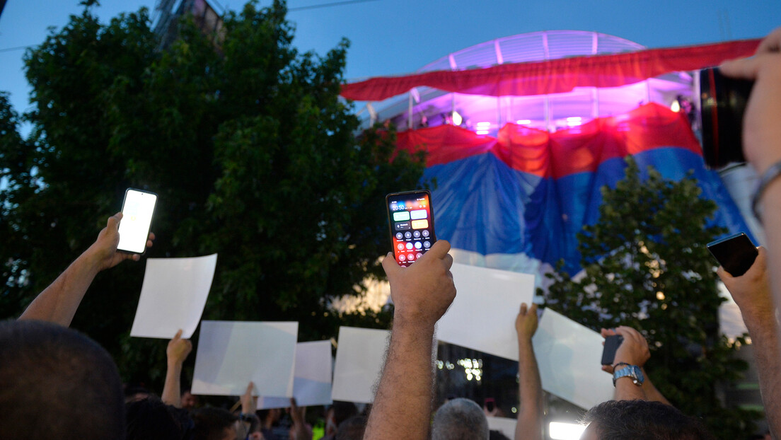 Završen protest dela opozicije "Srbija protiv nasilja" kod zgrade Pinka