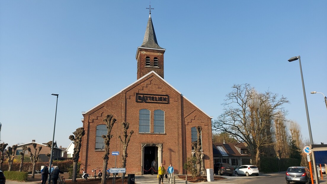 Цркве у Белгији постају дискотеке и хотели