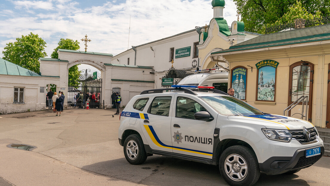 Komisija i policija zapečatile prostorije Kijevsko-pečerske lavre (VIDEO)