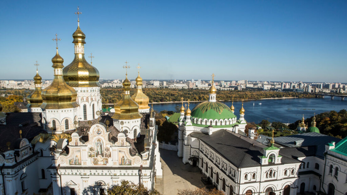 Zauzimanje Kijevsko-pečerske lavre: Ubijanje crkve, duhovnog života i zajedničke istorije
