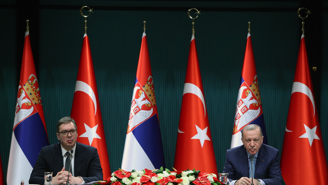 Vučić sa Erdoganom o dešavanjima na KiM: Mir i stabilnost potrebniji nego ikad