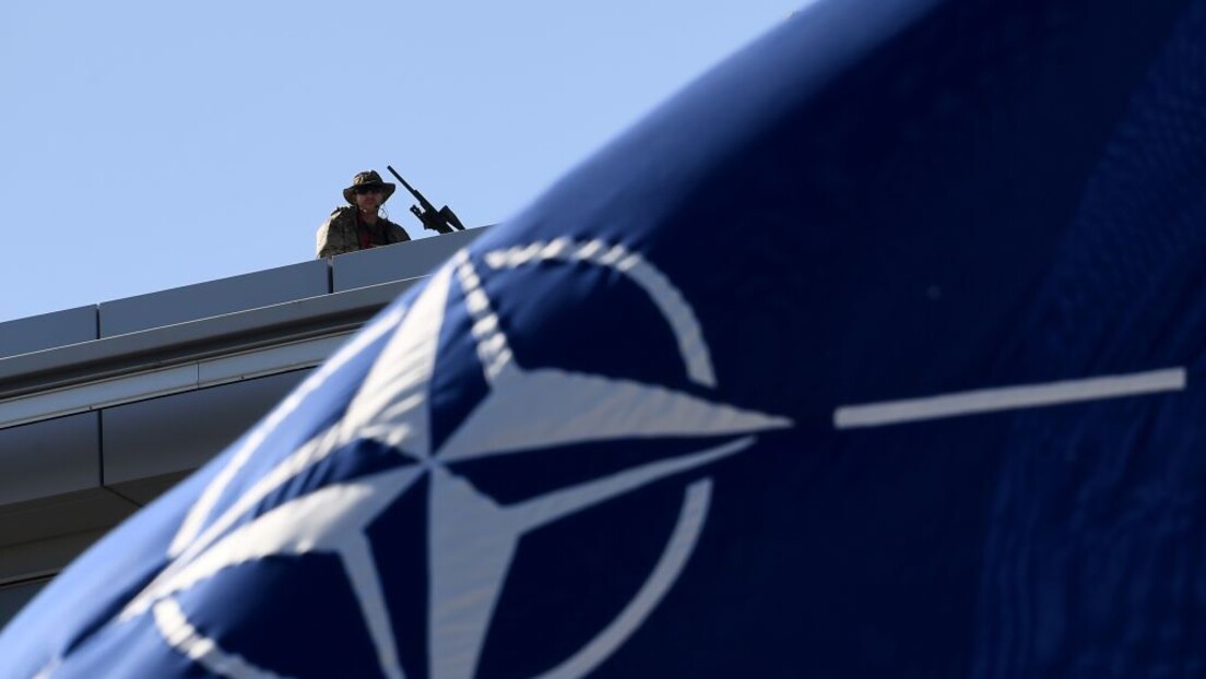 "Forin afers": Ukrajini zatvoriti vrata NATO-a