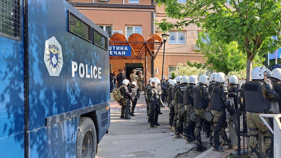 Почело повлачење тзв. косовске полиције из општинских зграда на северу КиМ