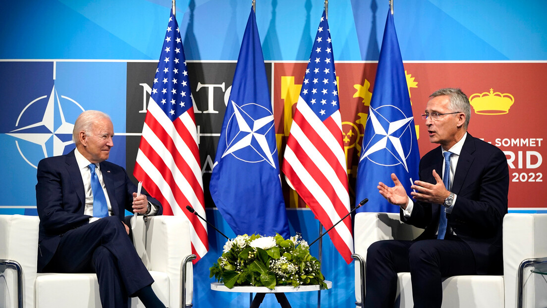 Предложен закон којим би председнику САД било забрањено да напусти НАТО