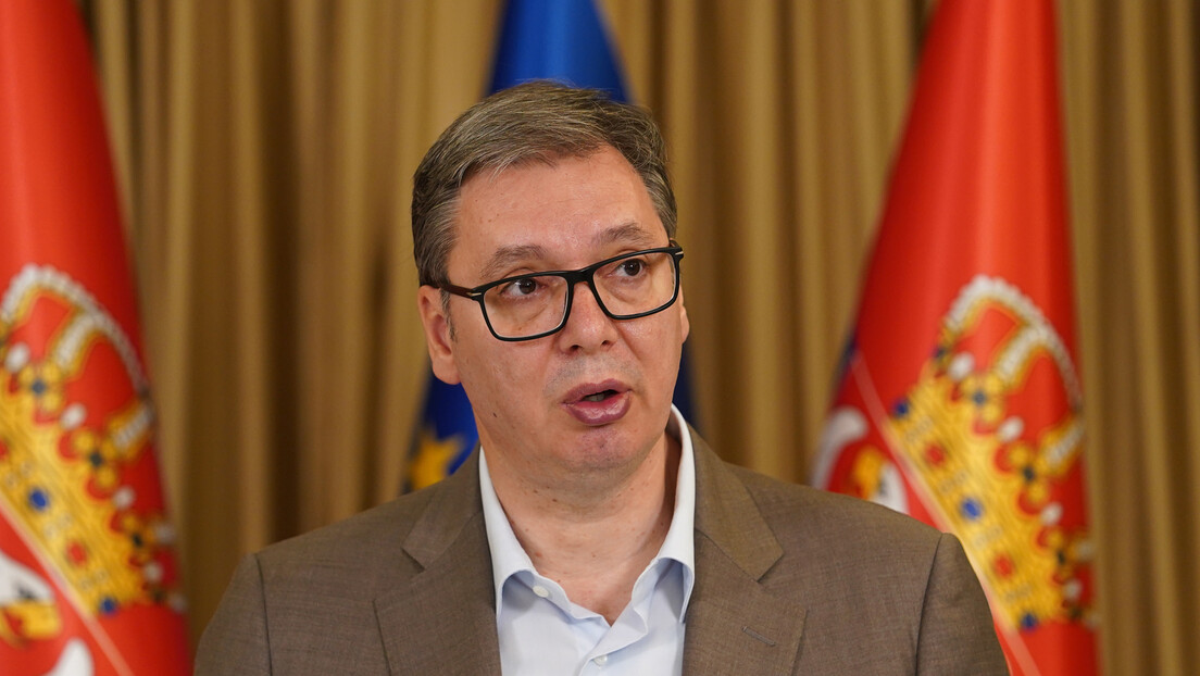 Vučić sutra u Briselu sa Stoltenbergom