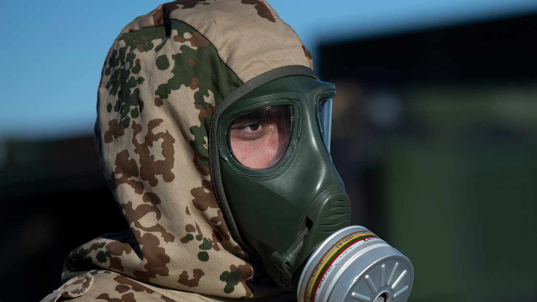 Русија упозорила: Кијев би могао да искористи хемијско оружје
