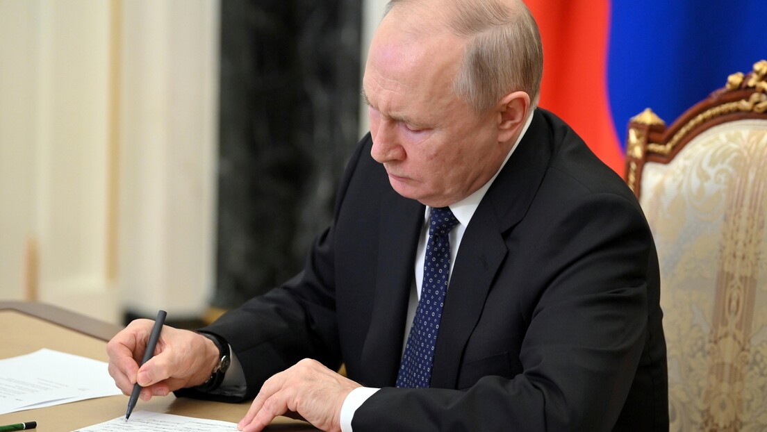 Путин продужава реципрочне мере против западних санкција до краја 2025