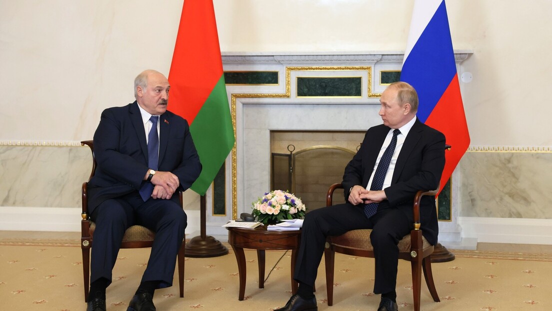 Лукашенко показао Путину где је Пољска распоредила војску: То је недопустиво