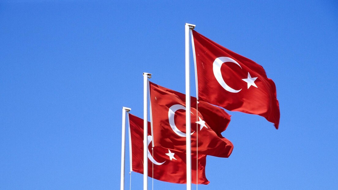 Ambasador Turske u Prištini: Kfor nezamenjiv za bezbednost na "Kosovu"