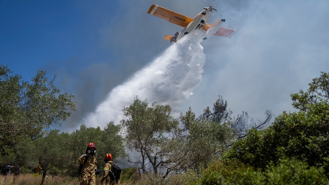 Грчка: Пожар на острву Хиос, издата наредба за евакуацију два села