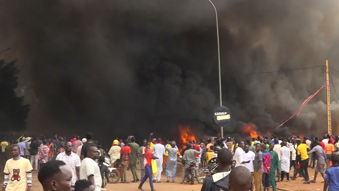 Буркина Фасо и Мали: Војну интервенцију у Нигеру сматраћемо објавом рата