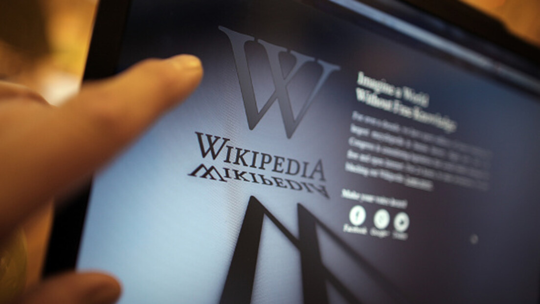 ЦИА уређује Википедију да би гурала наративе који јој одговарају, каже суоснивач тог портала