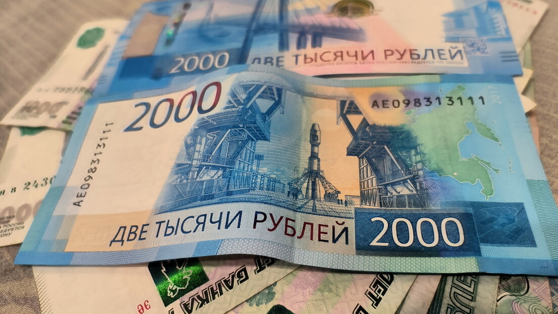 Руска економија се брзо опоравља: Раст БДП изнад два одсто до краја године